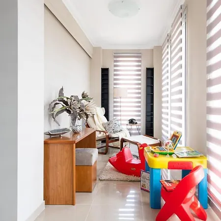 Veria Panorama Luxury Suite With Garden. Exterior photo
