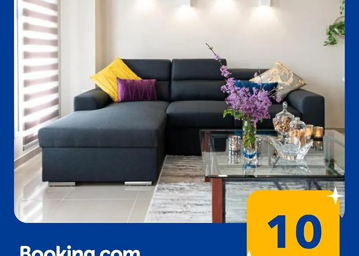 Veria Panorama Luxury Suite With Garden.