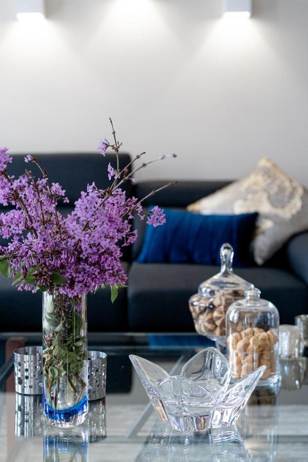 Panorama Luxury With Garden. Apartment
