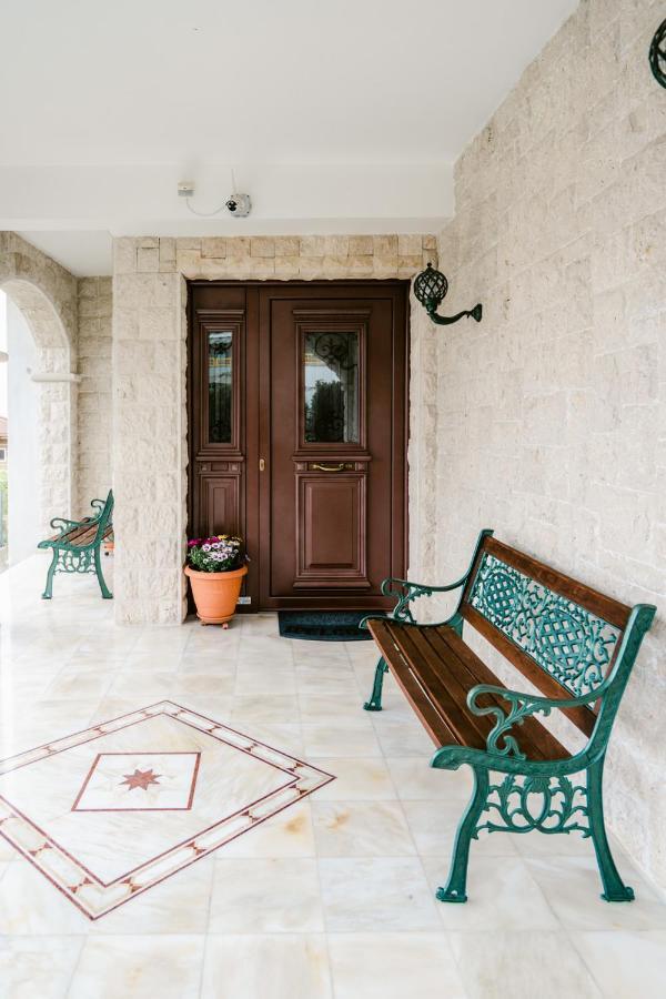 Panorama Luxury With Garden. Apartment *