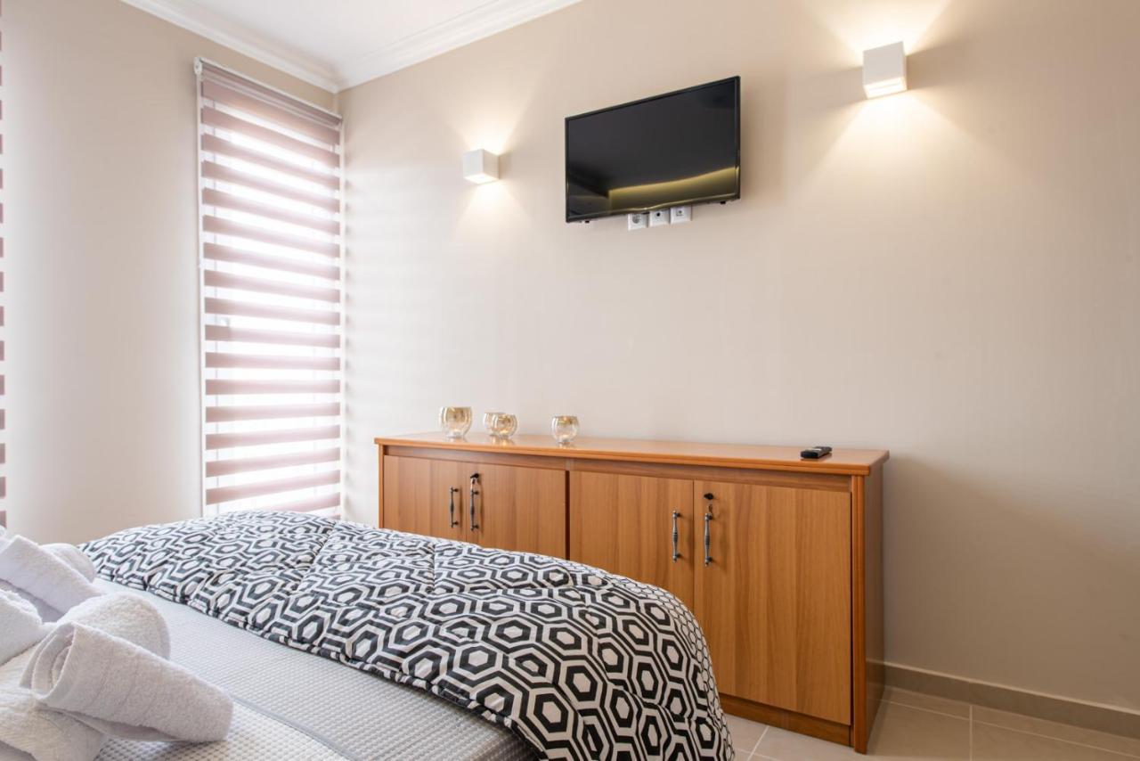 Apartment Panorama Luxury With Garden. Veria (Imathia)